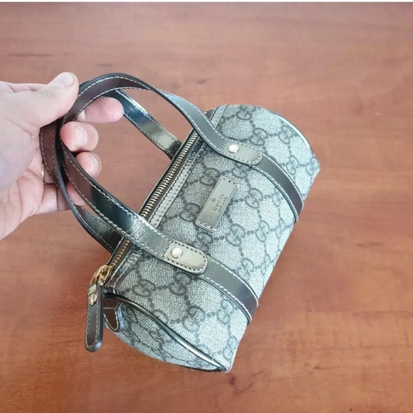 Gucci GG Supreme Mini Joy Boston Bag - Picture 6 of 15